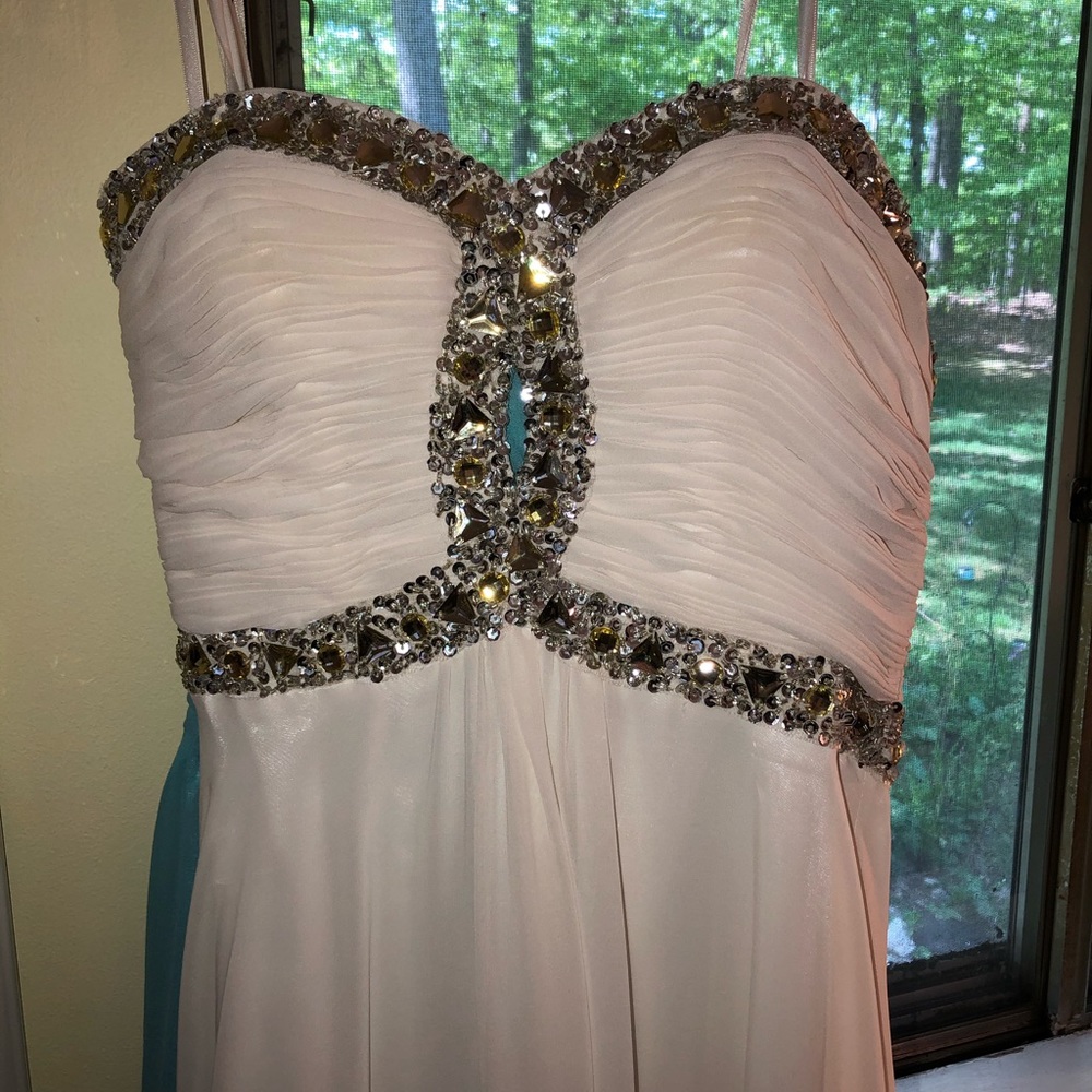 Faviana white dress